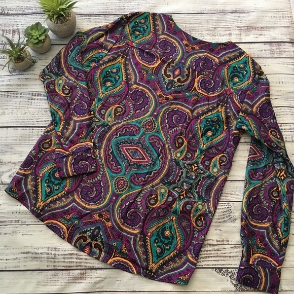 Button Up Long Sleeve V Neck Paisley Blouse - Picture 6 of 6